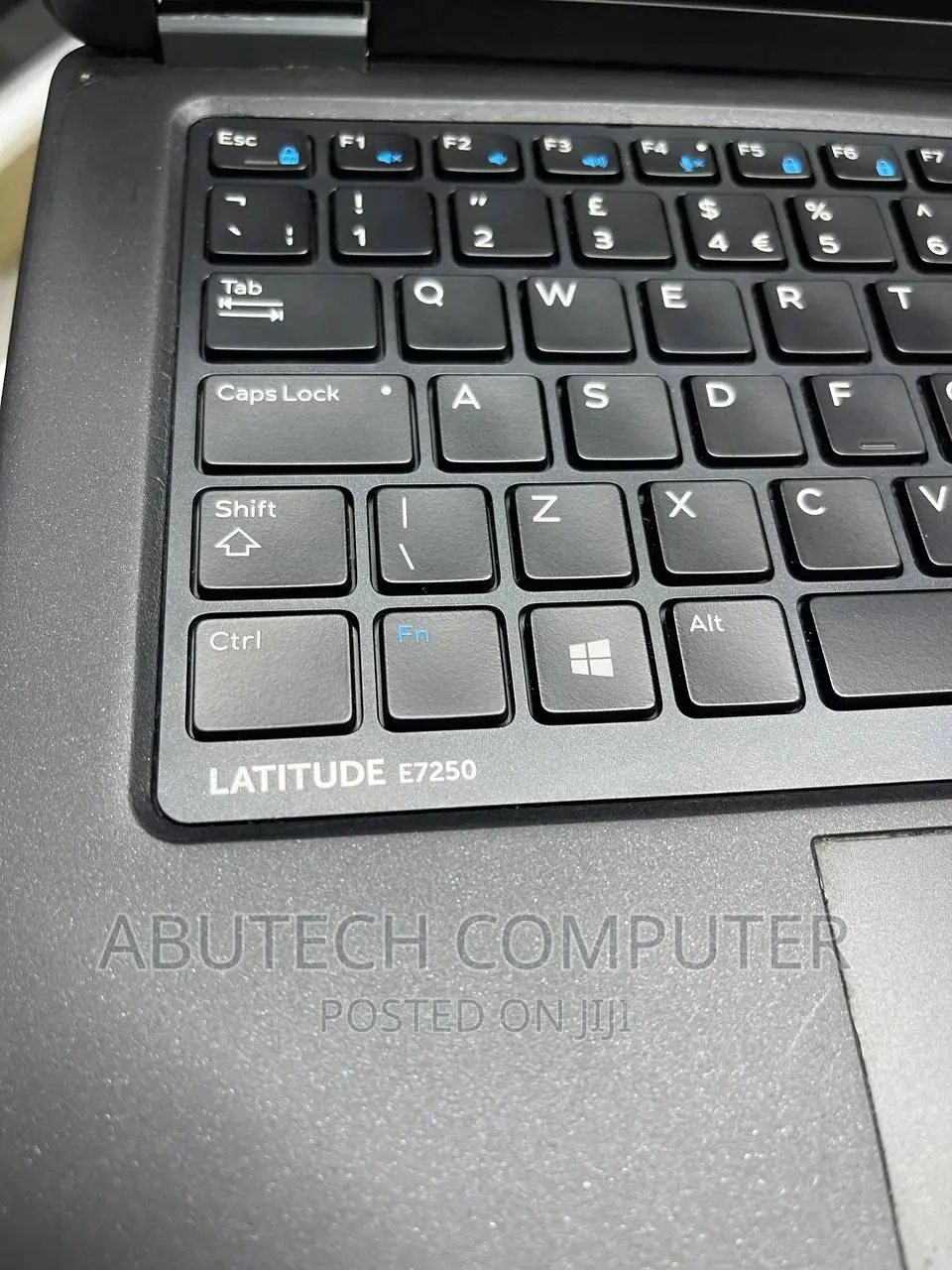 Laptop Dell Latitude E7240 4GB Intel Core I5 HDD 500GB
