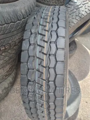 Bridgestone Tires Sizes 225/85r16 Made in Japan.