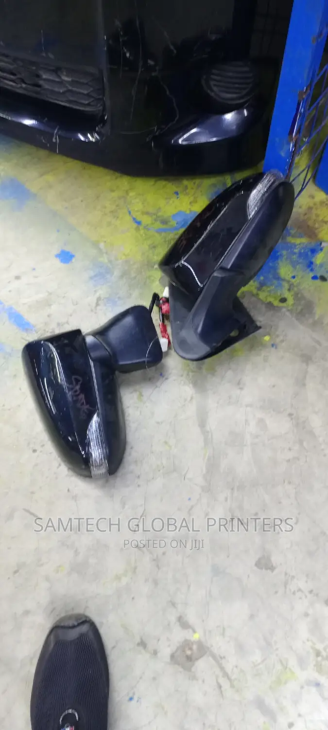 High Quality Spade Side Mirrors* /