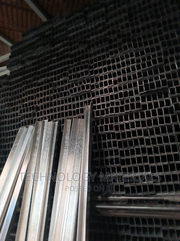 Heavy Gauge Rail - thumbnail 4