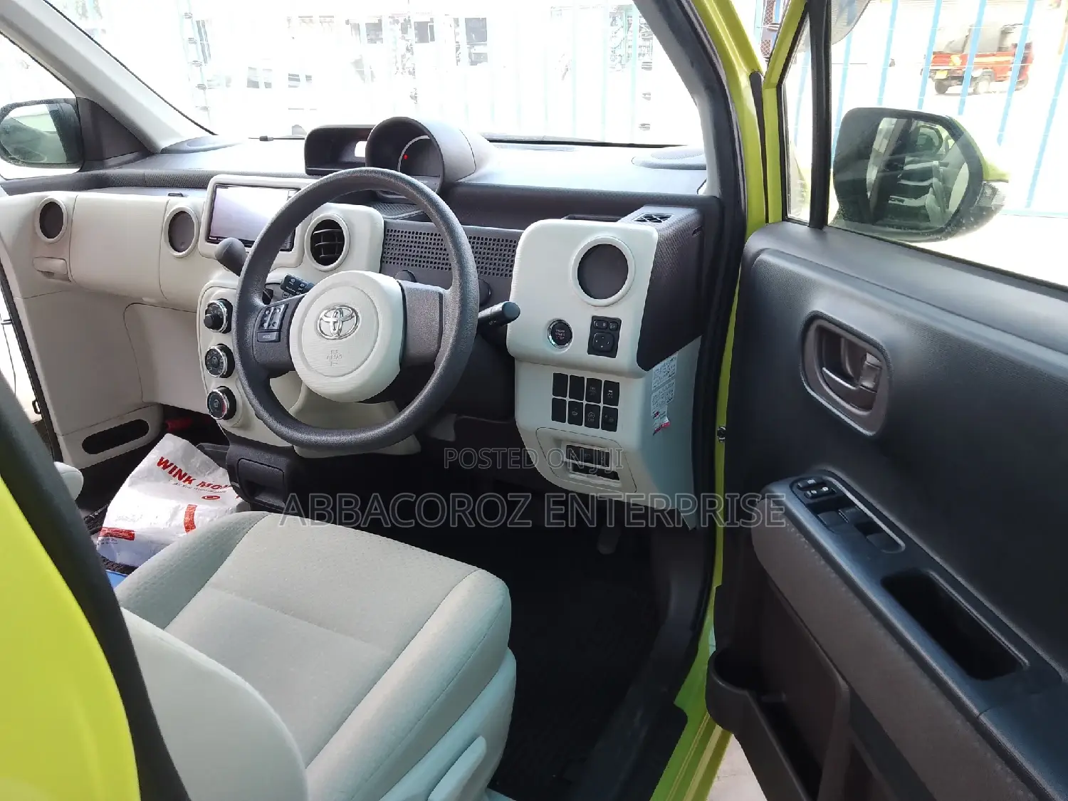 Toyota Spade 2016 Green