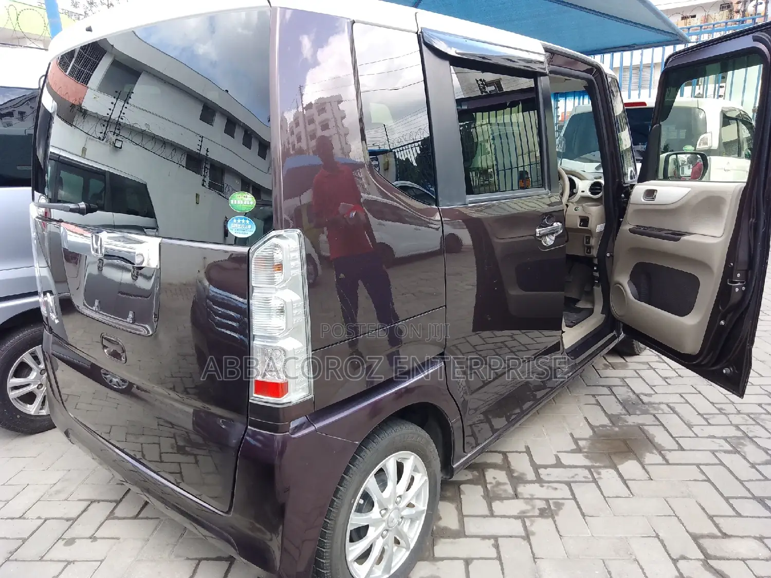 Honda N-Box 660 AWD 2016 Purple