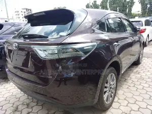Toyota Harrier 2.0 2017 Purple