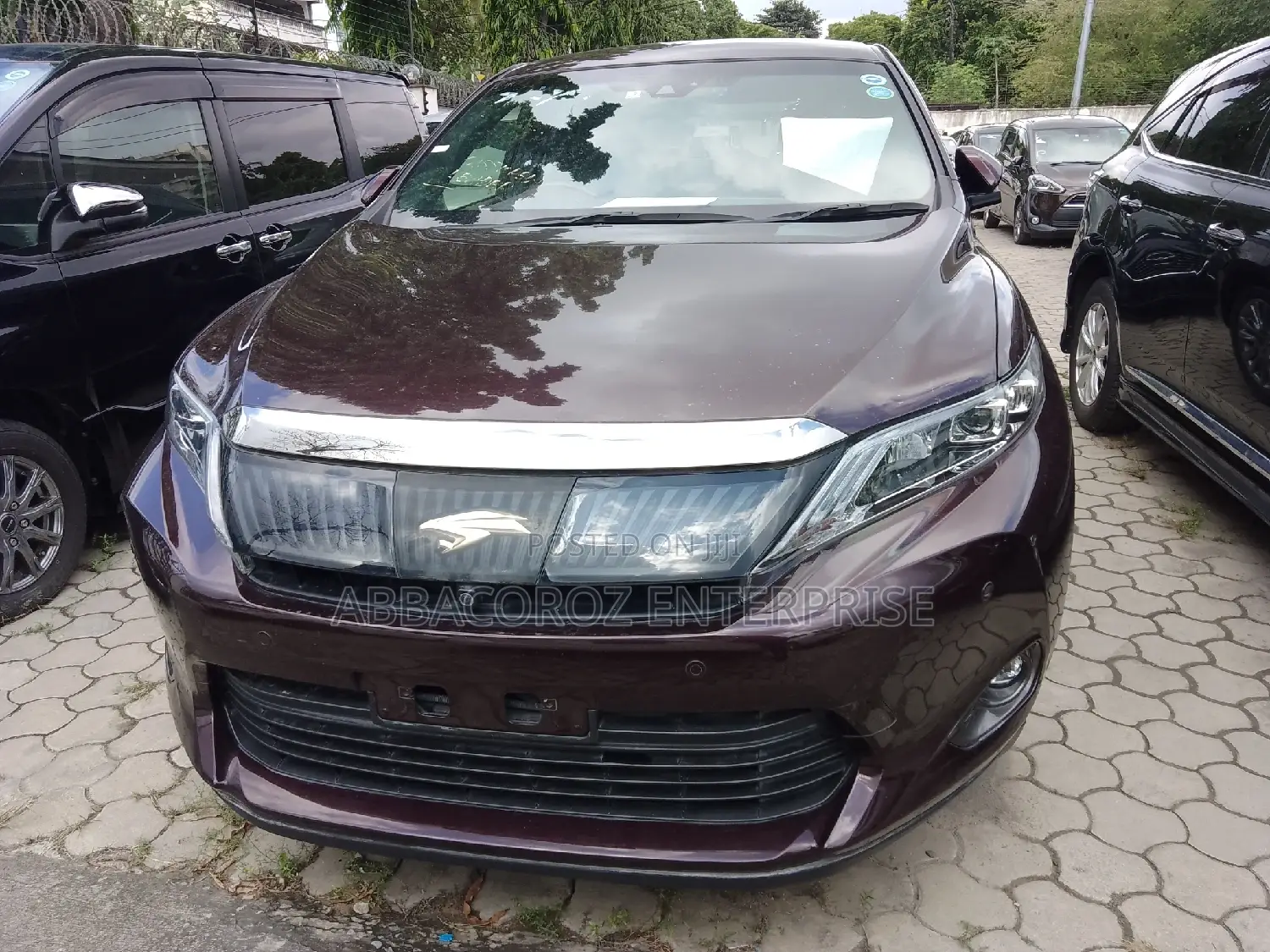 Toyota Harrier 2.0 2017 Purple