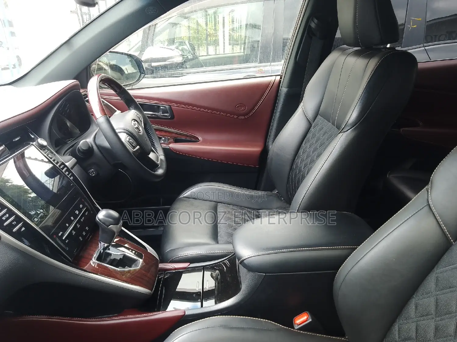 Toyota Harrier 2.0 2017 Purple