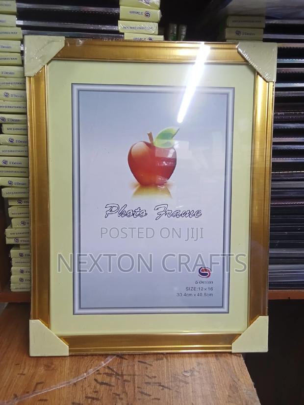 Golden A3 Pictureframe, Photo Frame - thumbnail 2