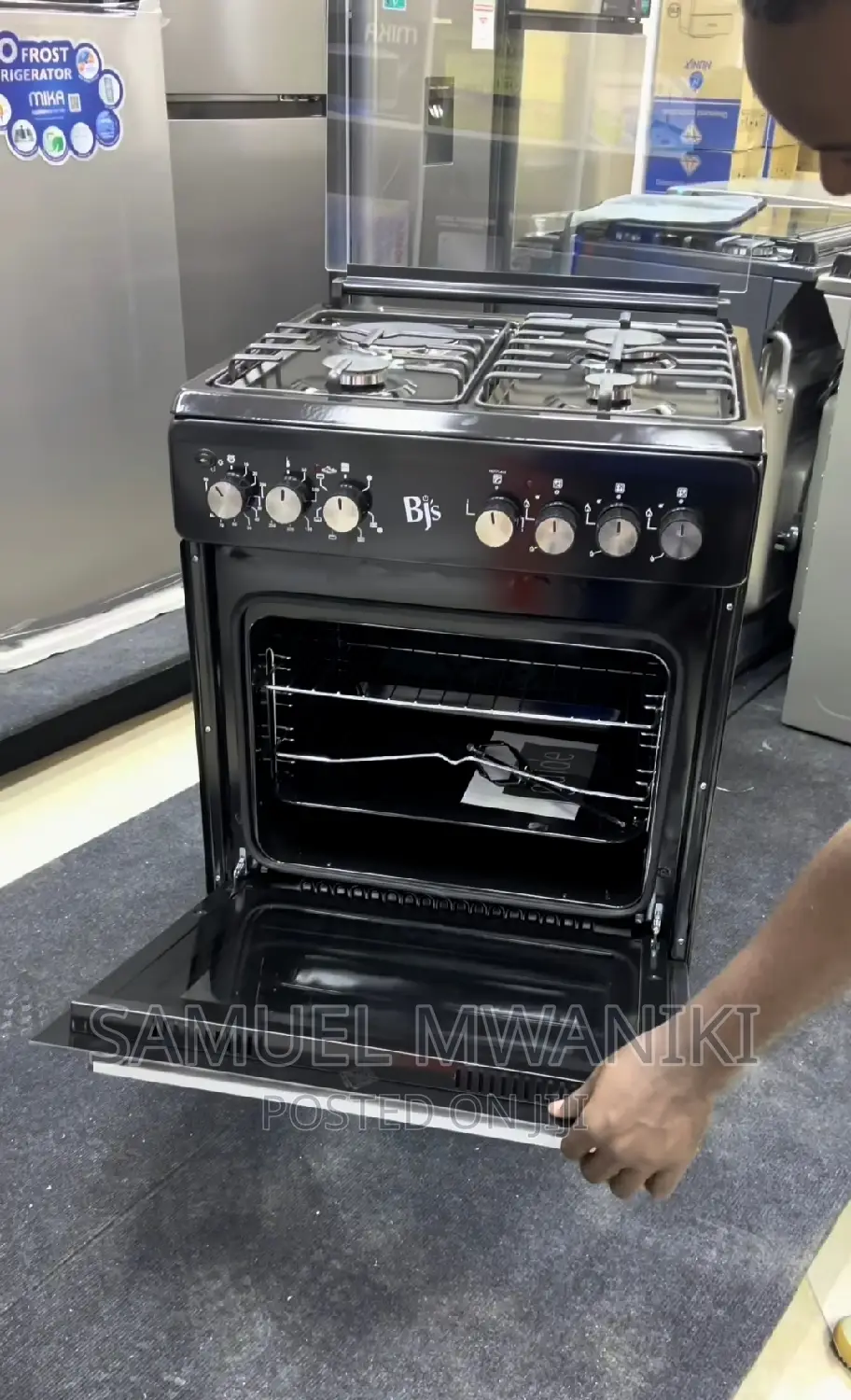 BJ'S 60X60 3 GAS +1 Hot Plate With Turbo-Fan Standing Cooker