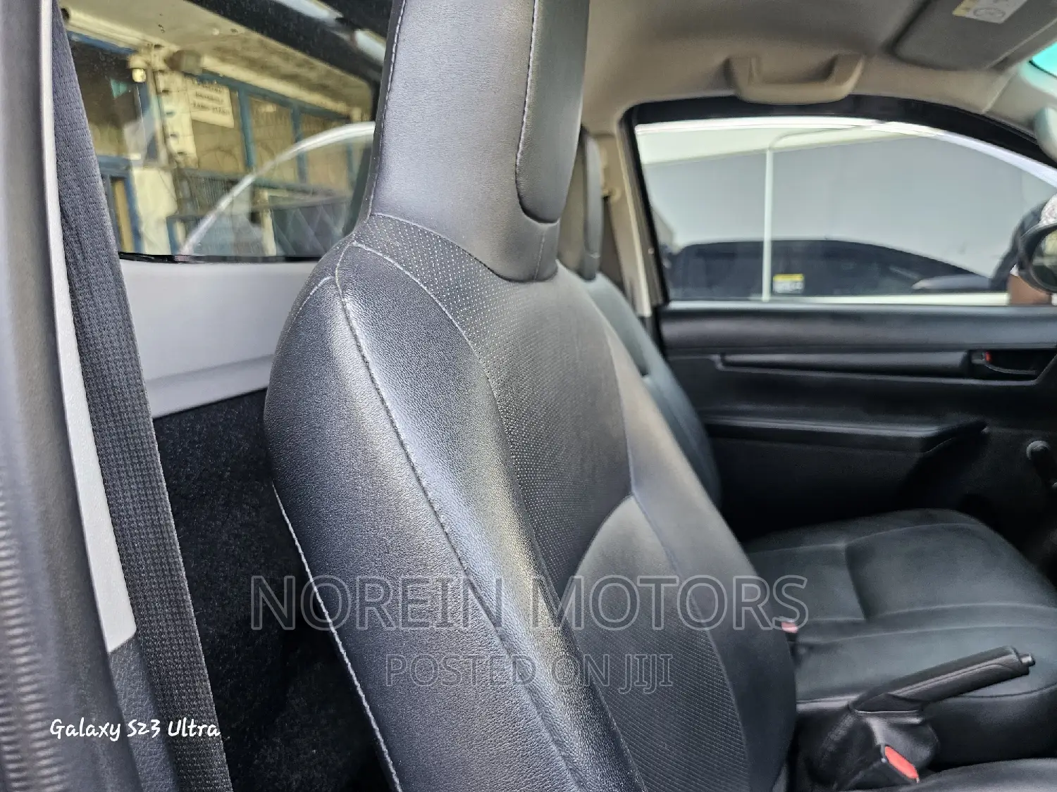 Toyota Hilux 2018 Gray