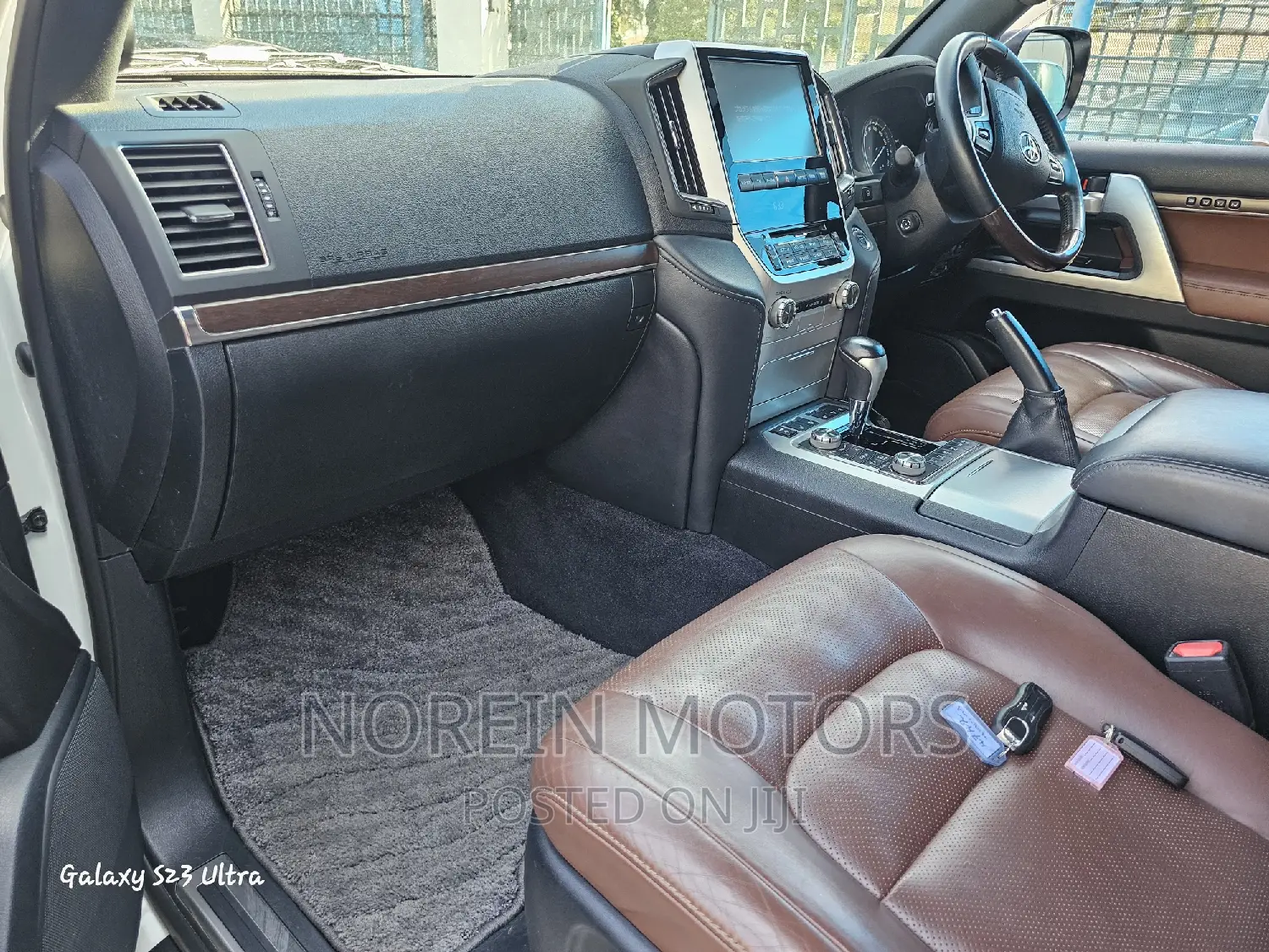 Toyota Land Cruiser 2017 Pearl