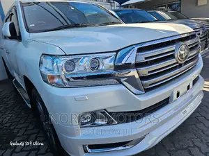 Toyota Land Cruiser 2017 Pearl