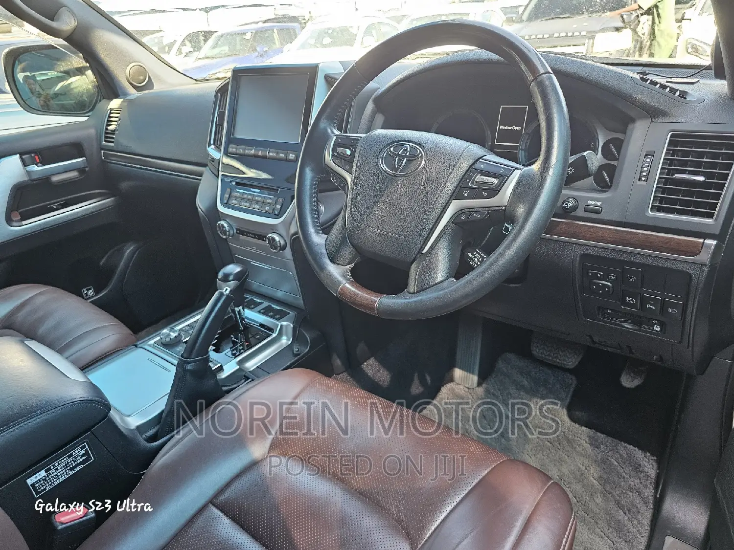 Toyota Land Cruiser 2017 Pearl