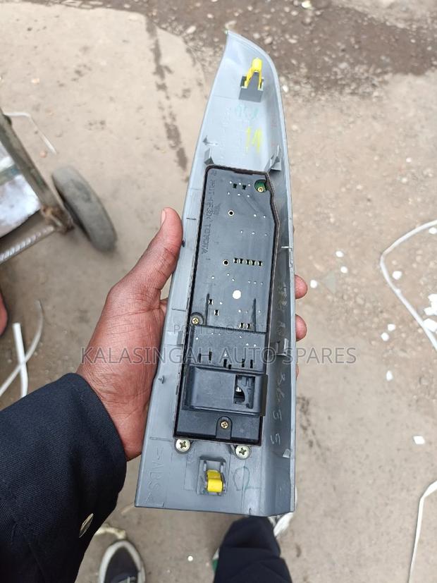 Hilux Vigo Main Switch - main view