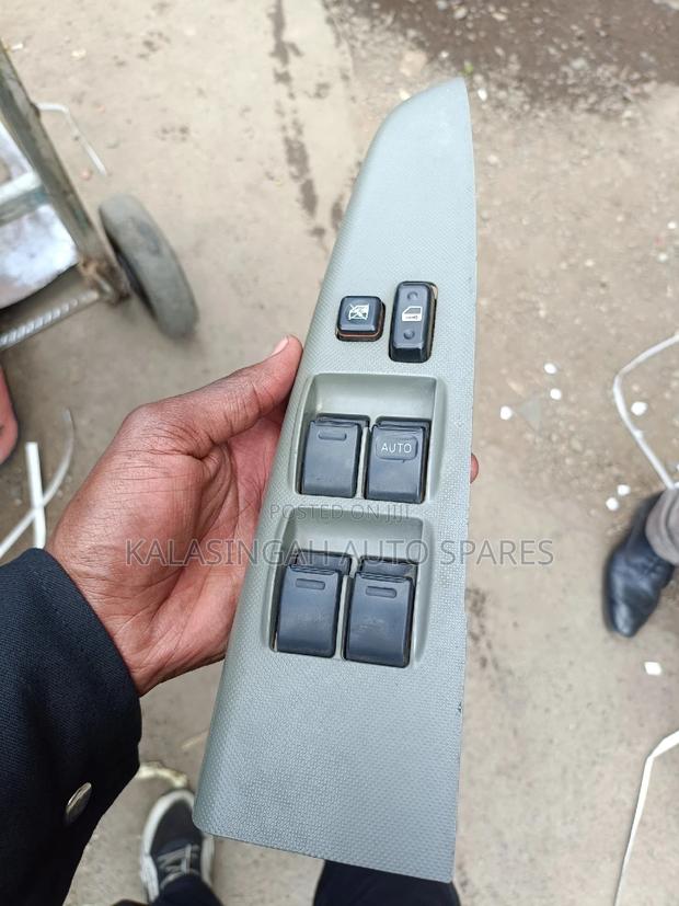 Hilux Vigo Main Switch - thumbnail 2