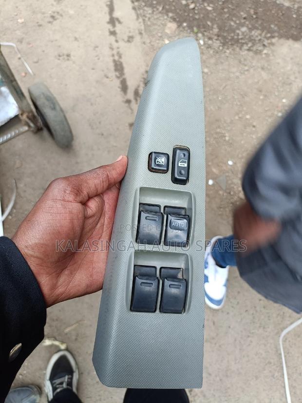 Hilux Vigo Main Switch - thumbnail 4