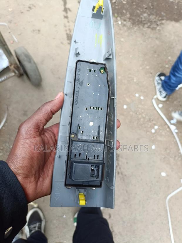 Hilux Vigo Main Switch - thumbnail 5