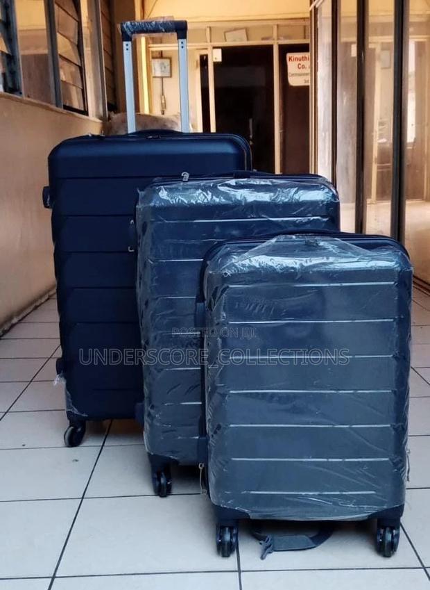 Executive 3 in 1 Unbreakable Suitcases - thumbnail 4