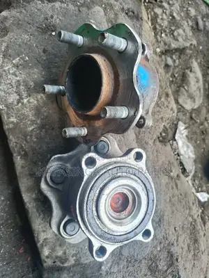 Rear Hub Nissan Teana