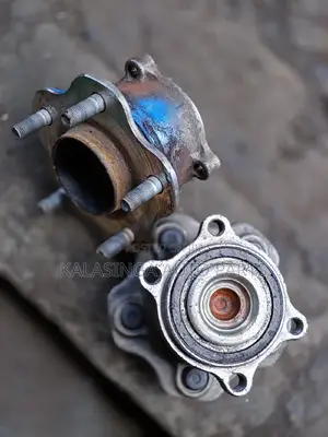 Rear Hub Nissan Teana