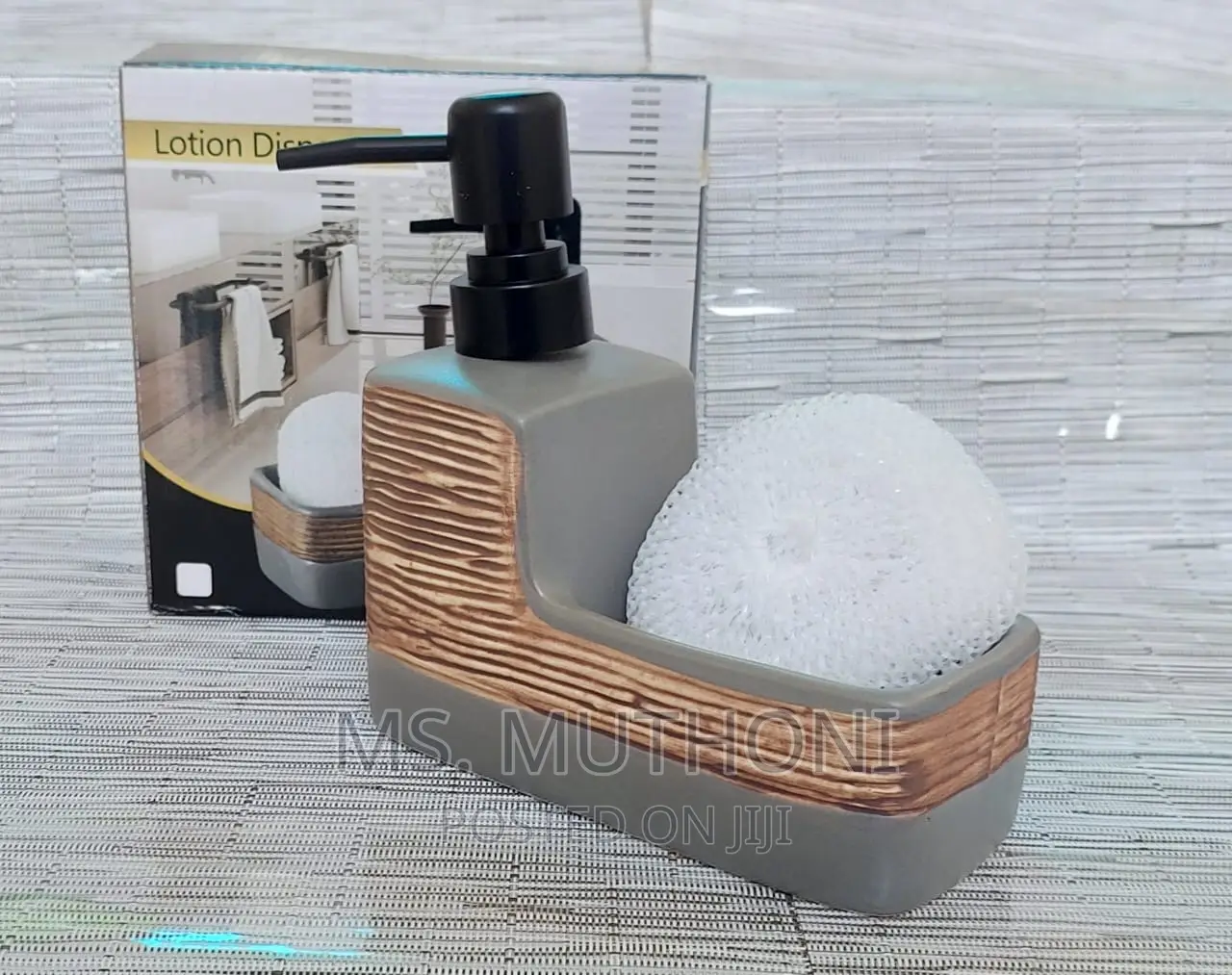 Rectangle Shape Ceramic Lotion /Soap Dispenser Withwash Pad