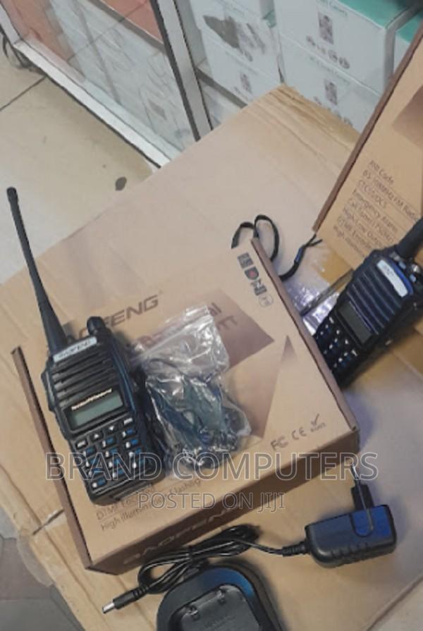 Two Way Radio Walkie Talkie BAOFENG UV 82
