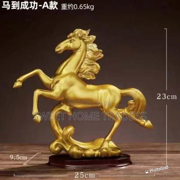 Horse Statue Home Decor Animal Ornament Gold