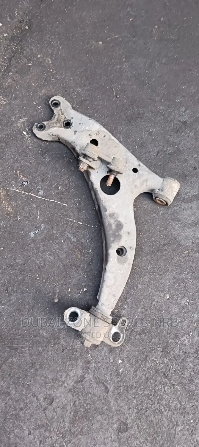 Rav4 J 3-Door Version Front Arms Right and Left Available.