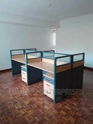 Executive Imported Morden 4 Way Workstation