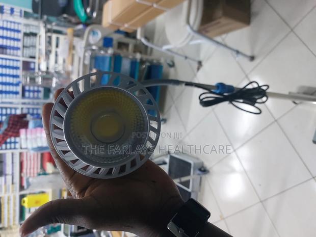 Examination Light With Adjustable Height. - thumbnail 3