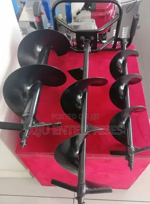 Petrol Powered Earthh Auger Machine
