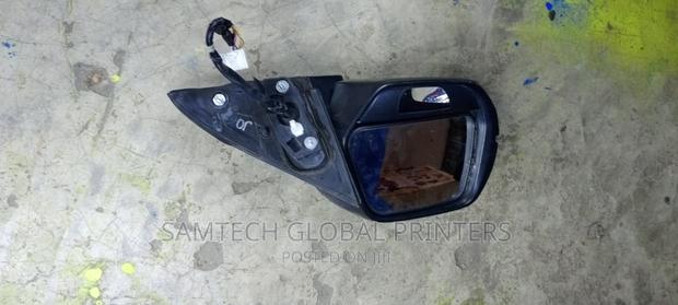 Acquirable Honda Vezel Side Mirror** /