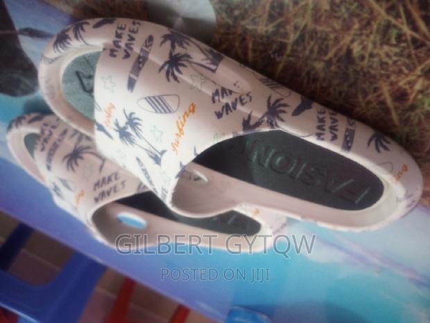 Flip-Top Croc Sandals - thumbnail 5