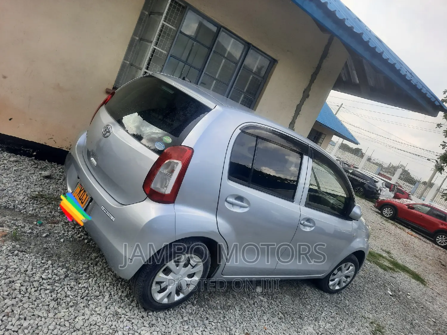 Toyota Passo 1.0 FWD 2015 Silver