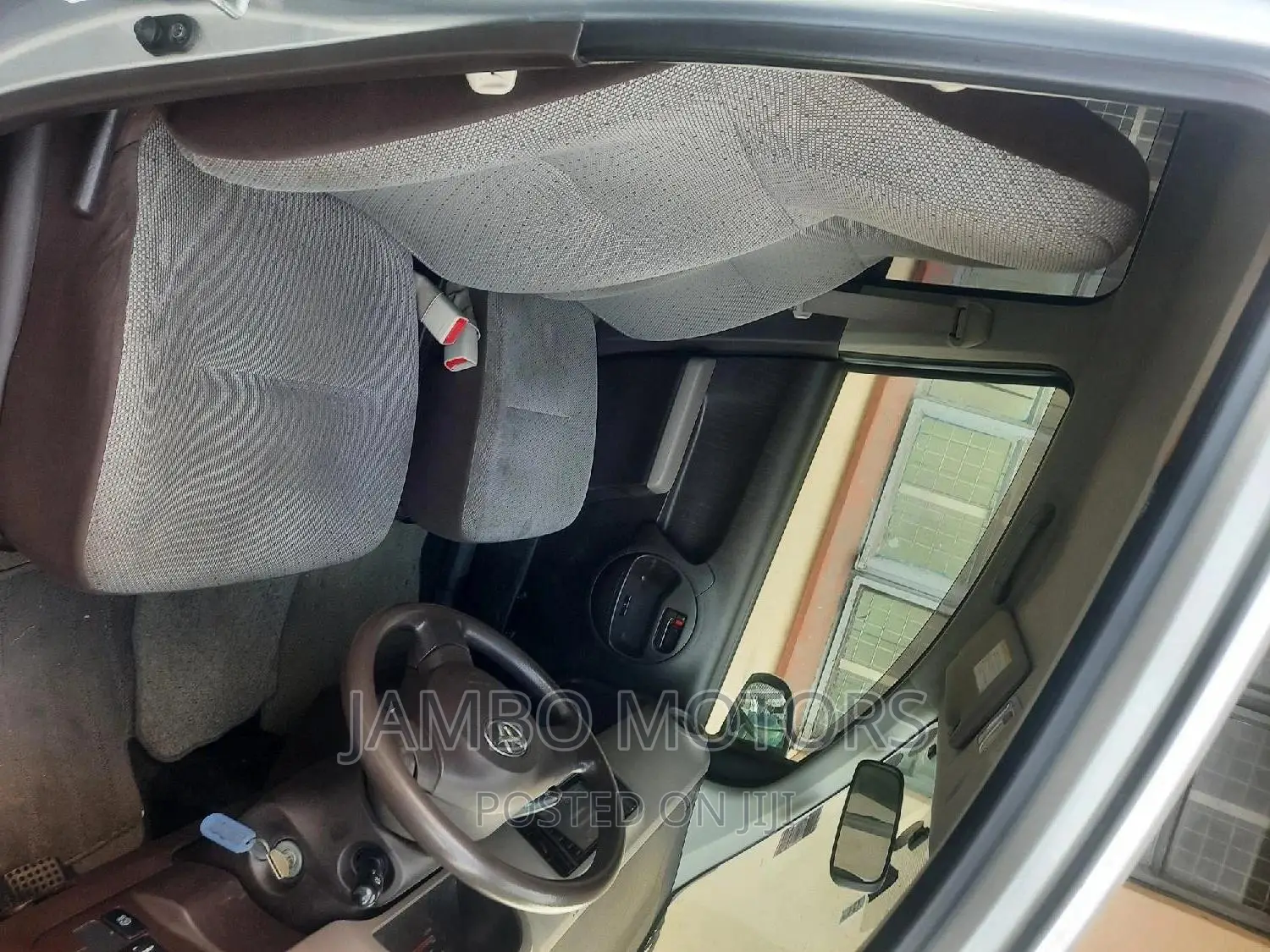 Toyota Passo 1.0 FWD 2015 Silver