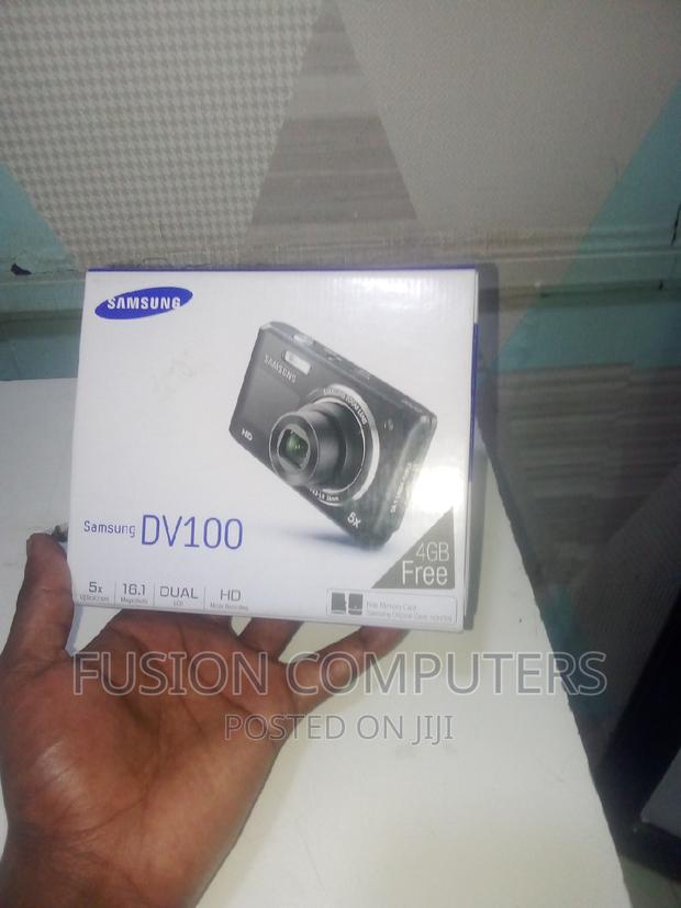 Samsung DV100 Camera - thumbnail 3
