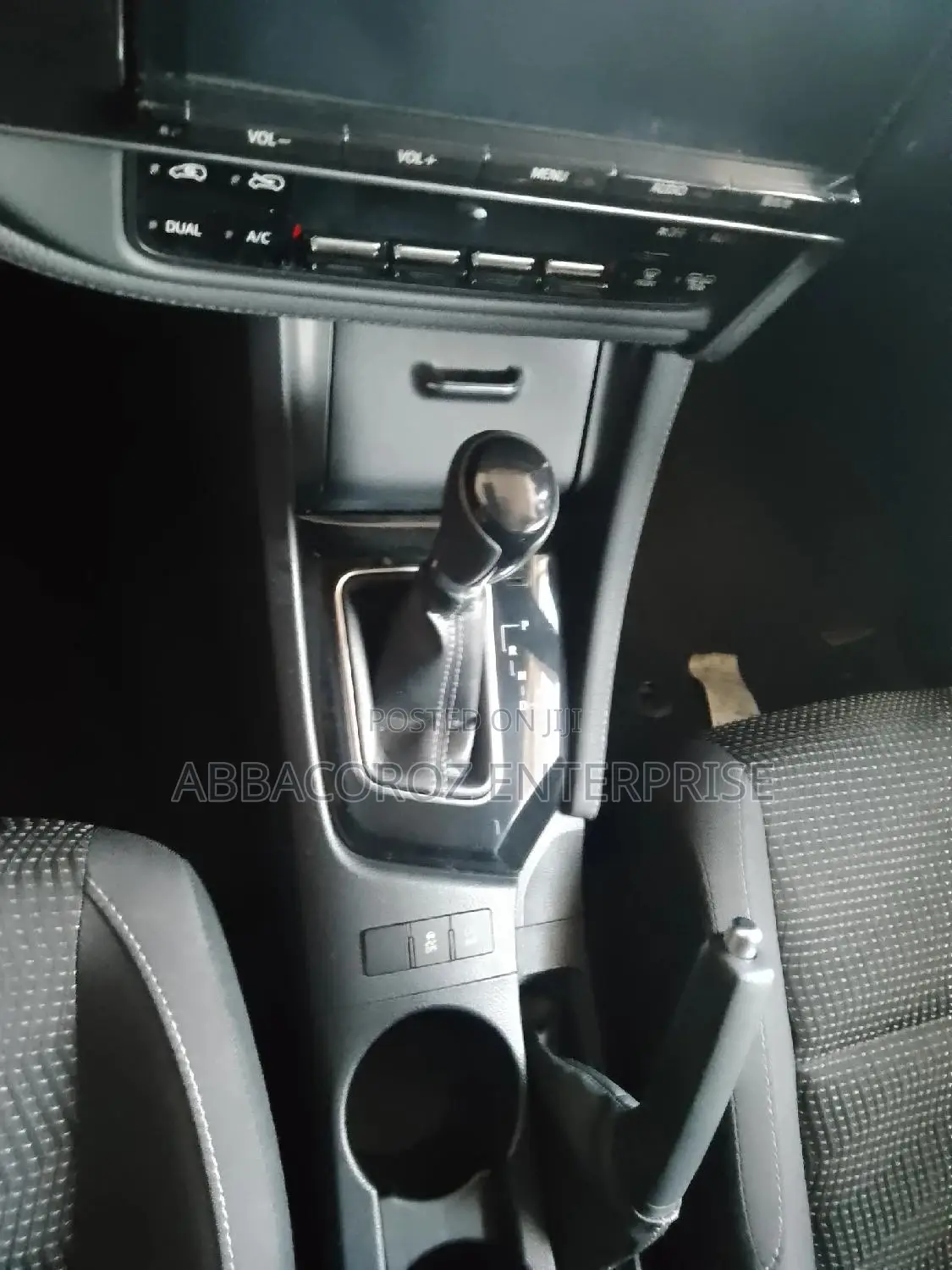 Toyota Auris 2017 Red