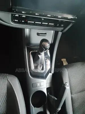 Toyota Auris 2017 Red