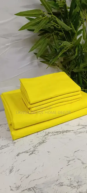 6 in 1 Cotton Yellow Stripped Bedsheets 7 by 8