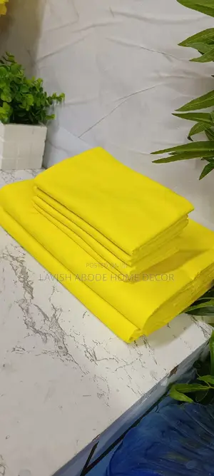 6 in 1 Cotton Yellow Stripped Bedsheets 7 by 8