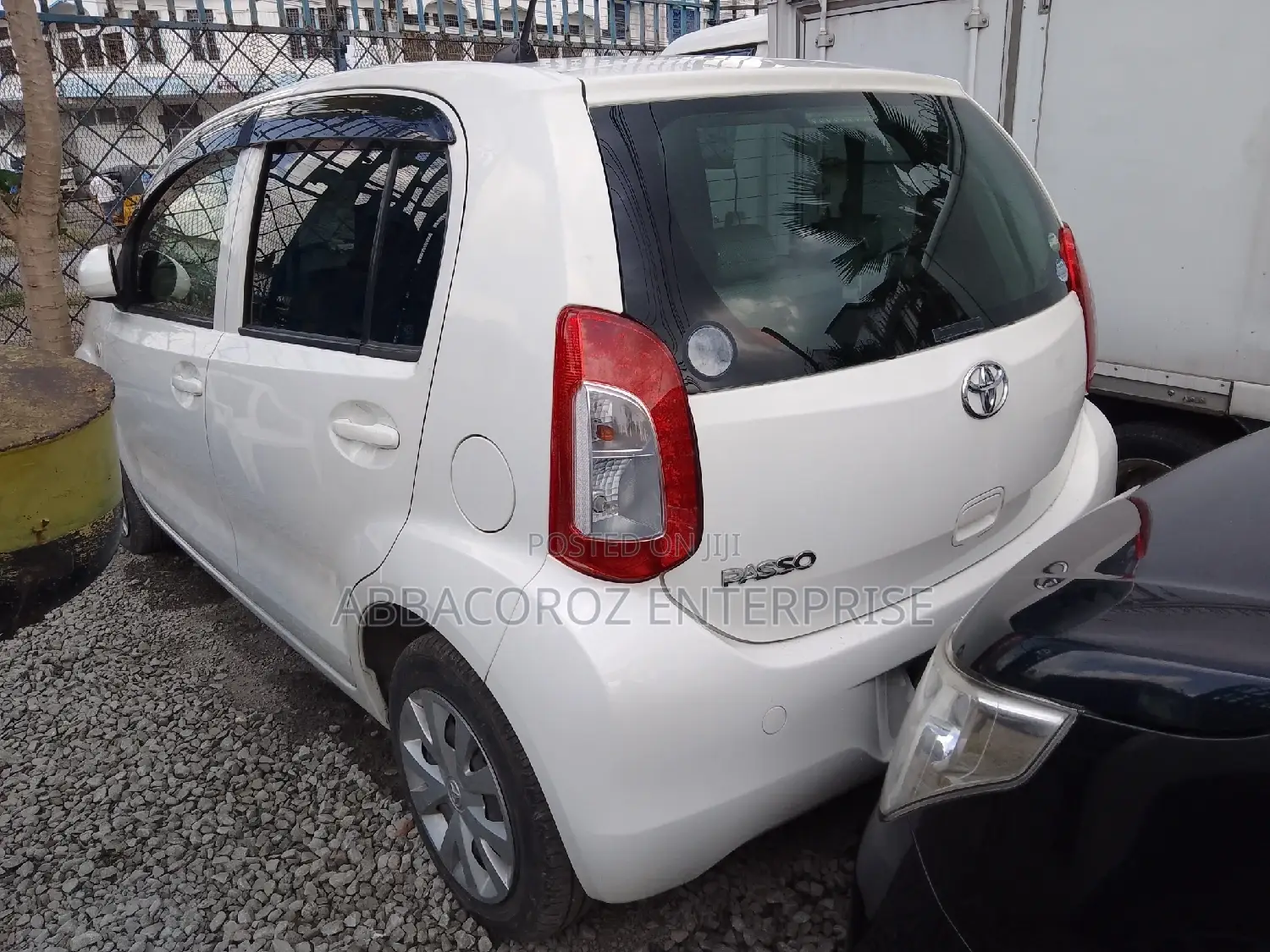 Toyota Passo 1.0 FWD 2016 Ivory
