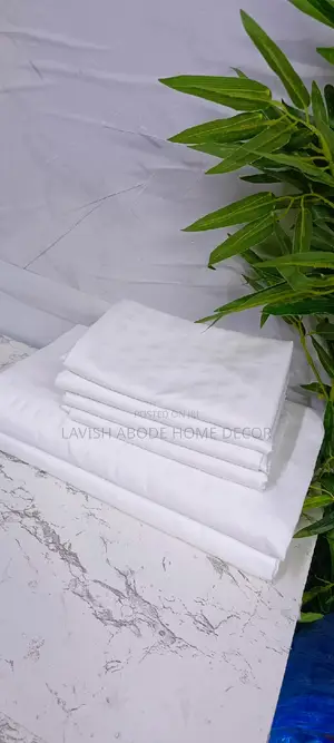 6 in 1 Cotton White Stripped Bedsheets 7 by 8