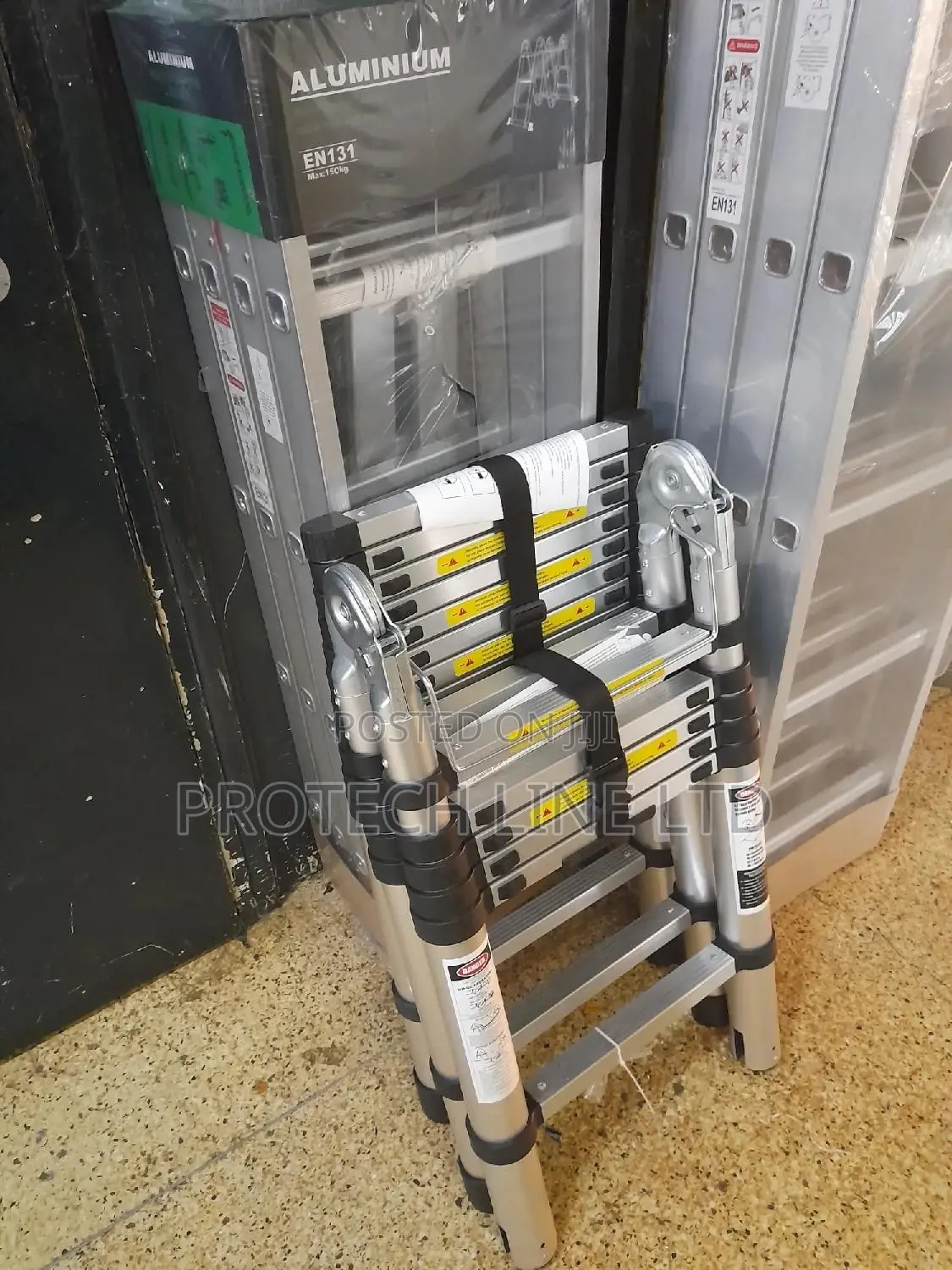 Telescopic Folding Ladder 3.8mts