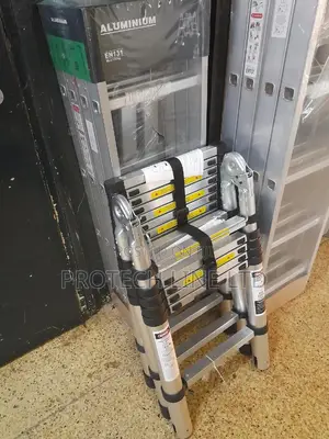 Telescopic Folding Ladder 3.8mts
