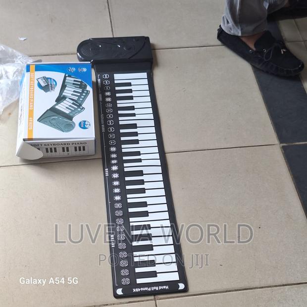 Foldable Piano - main view