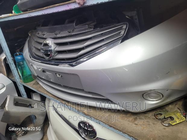 Nissan Note 2013 Nosecut