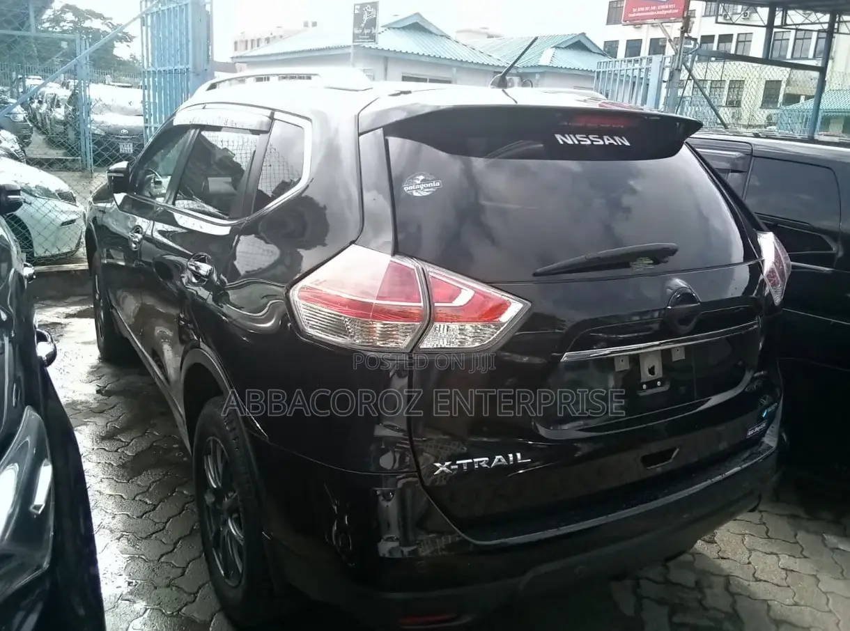 Nissan X-Trail 2.0 Petrol AWD 2016 Matt Black