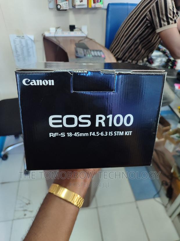 Canon R100 18-45mm Lens Brand New Sealed in a Shop