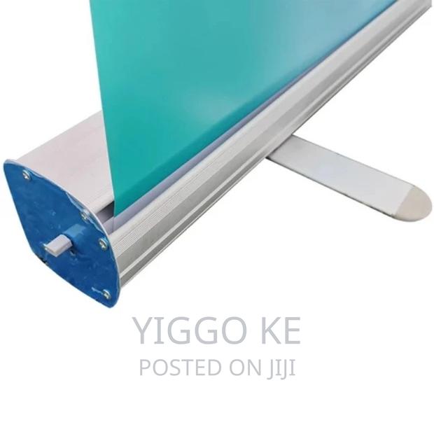 Roll Up Banner Stand - thumbnail 3