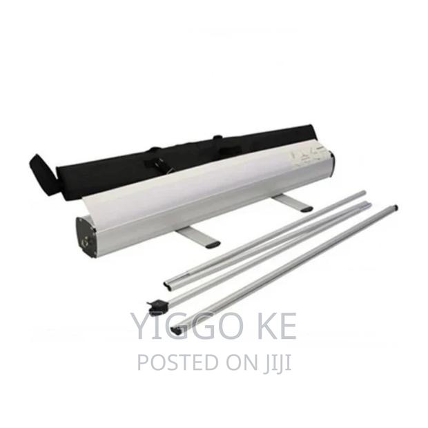Roll-Up Banner Stand