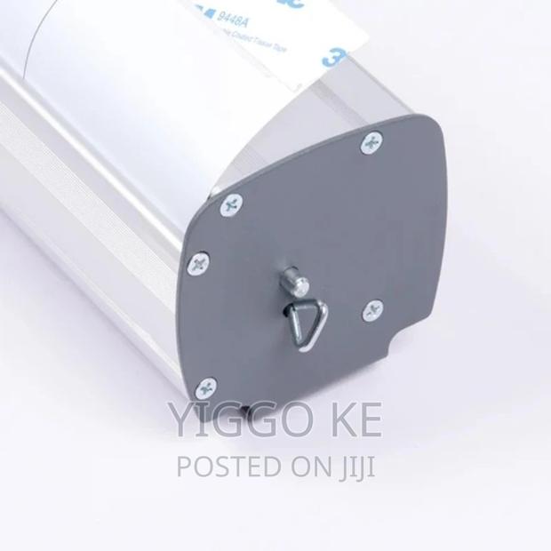 Roll Up Banners Stand - thumbnail 3