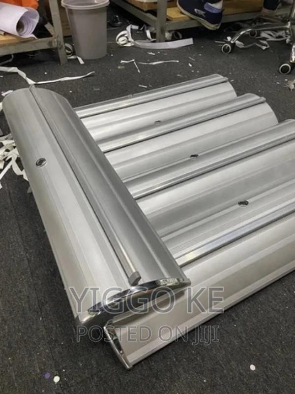 Quality Roll Up Banners Stand - thumbnail 5